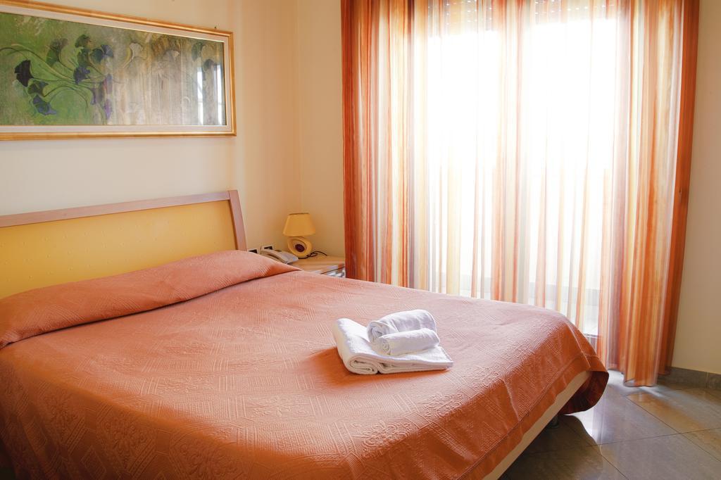 Blu Hotel San Nicola Manfredi Bagian luar foto